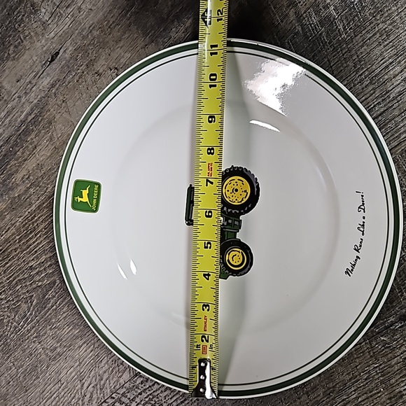 John Deere Dinner Plates - Picture 4 of 5